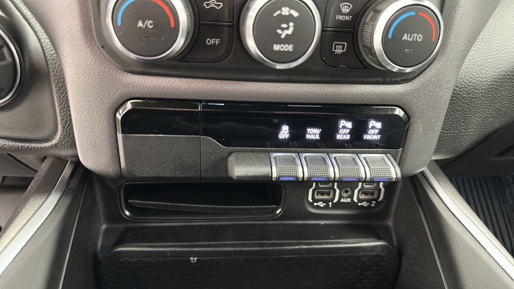 Used 2020 RAM 1500 Big Horn AWD/4WD image 22