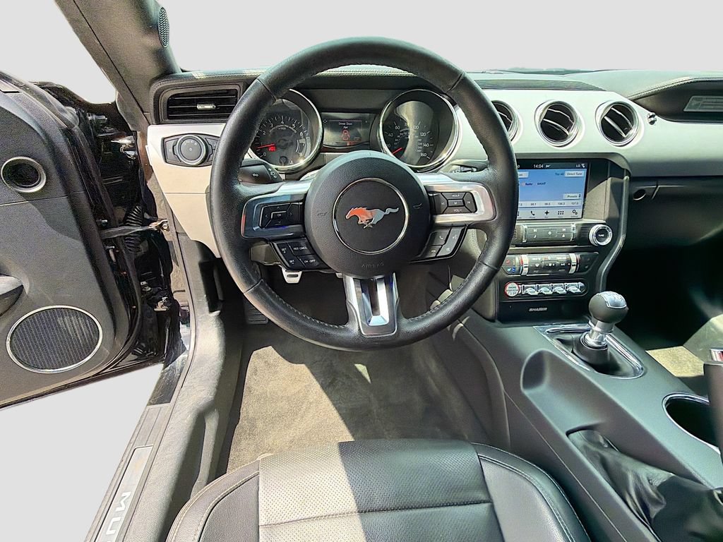 Used 2016 Ford Mustang GT Premium w/ Equipment Group 401A RWD image 11