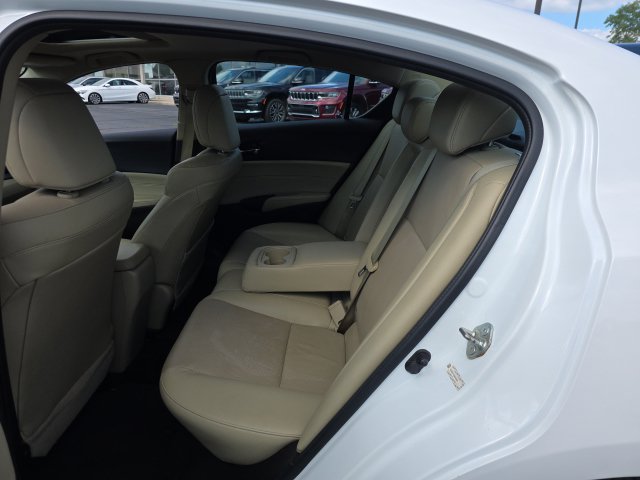 Used 2016 Acura ILX w/ Technology Plus Package FWD image 30