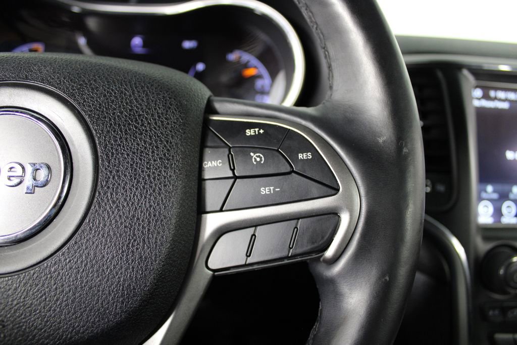 Used 2018 Jeep Grand Cherokee Altitude image 25