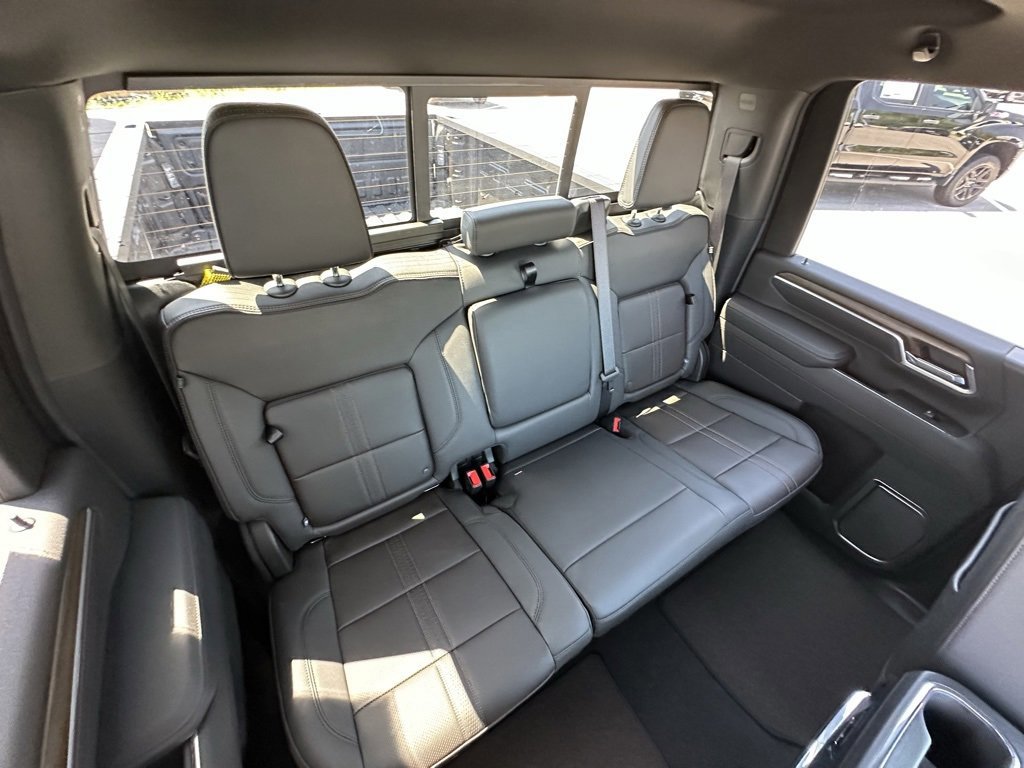 New 2025 Chevrolet Silverado 2500 High Country w/ Midnight Edition image 22