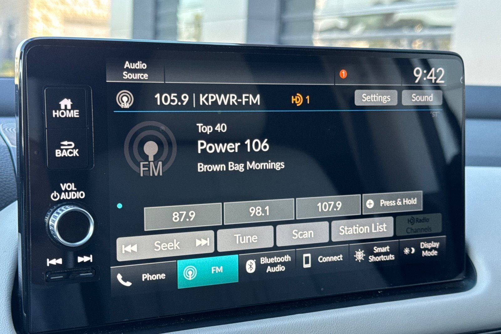 Used 2024 Honda HR-V EX-L image 18