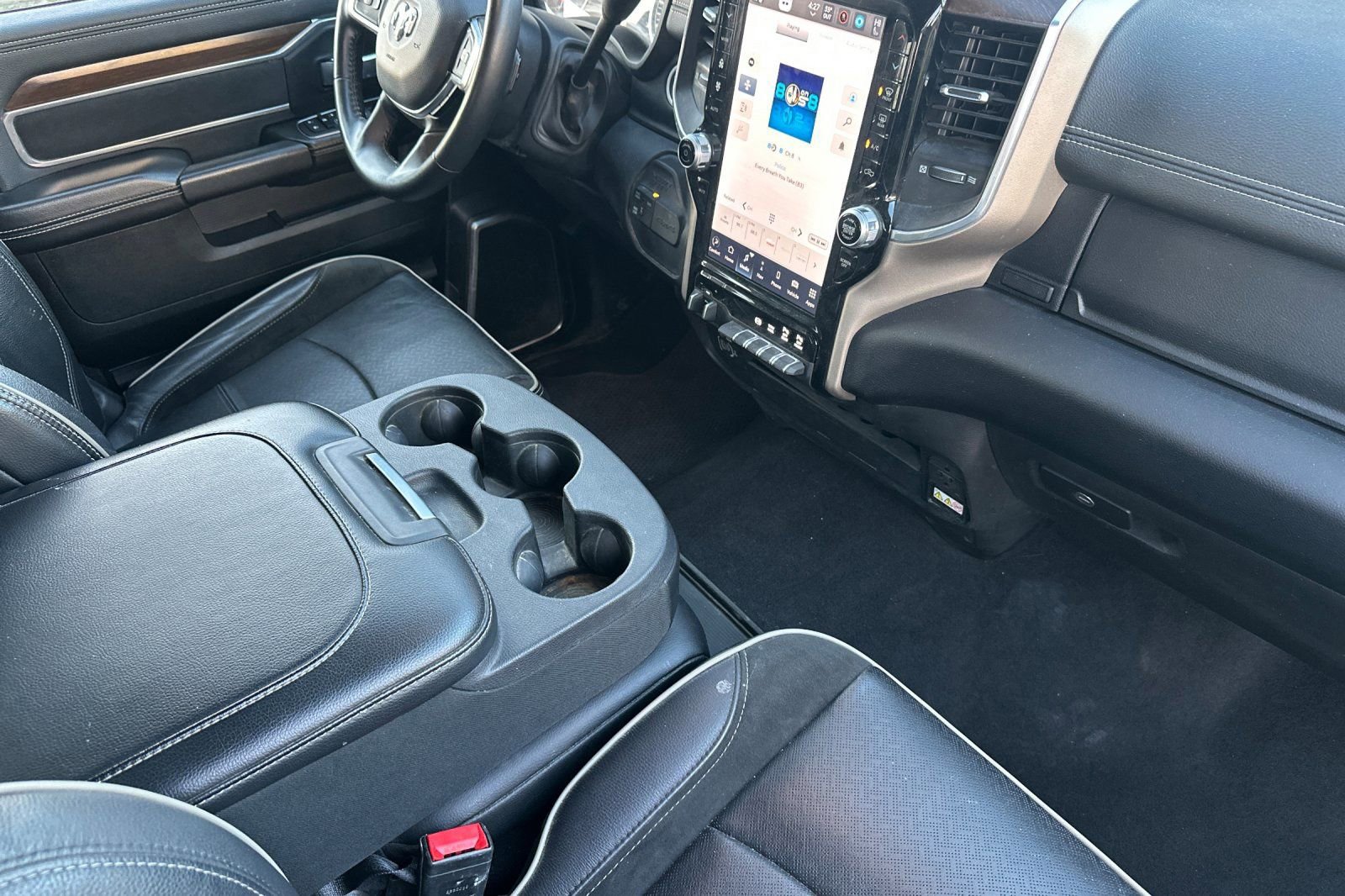 Used 2024 RAM 2500 Laramie AWD/4WD image 16