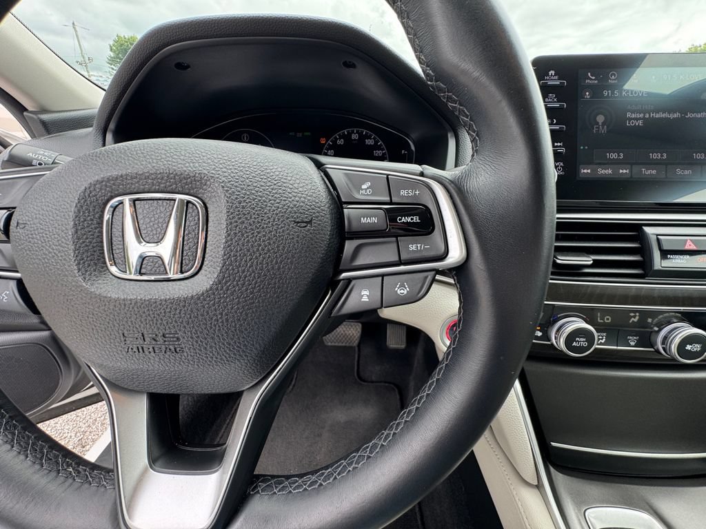Used 2019 Honda Accord Touring image 21