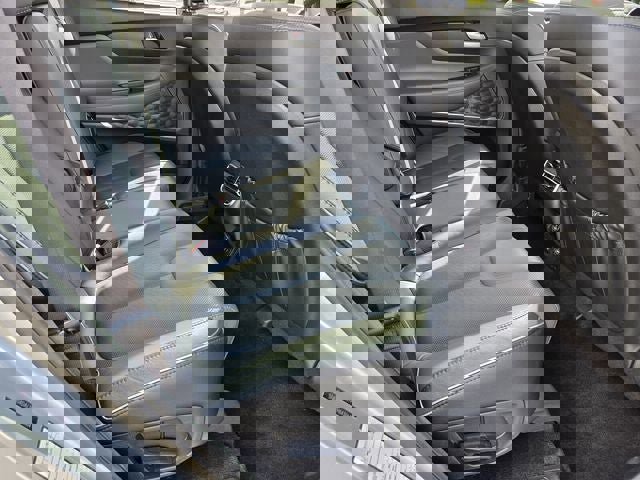 Used 2023 Hyundai Santa Fe Limited image 17