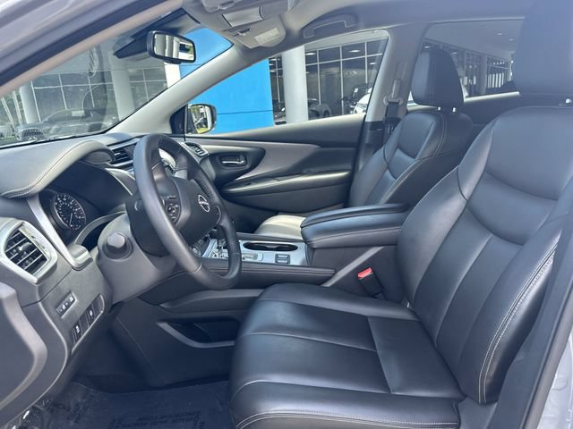 Used 2023 Nissan Murano SV w/ SV Midnight Edition Package FWD image 23