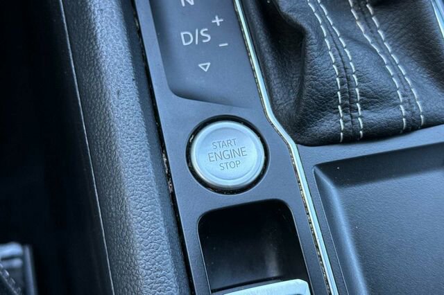 Certified 2023 Volkswagen Atlas SE w/ Panoramic Sunroof Package image 23