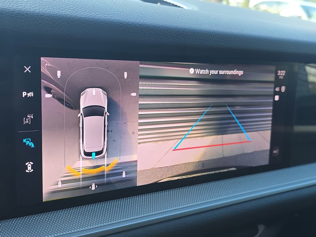 Certified 2025 Porsche Cayenne image 30