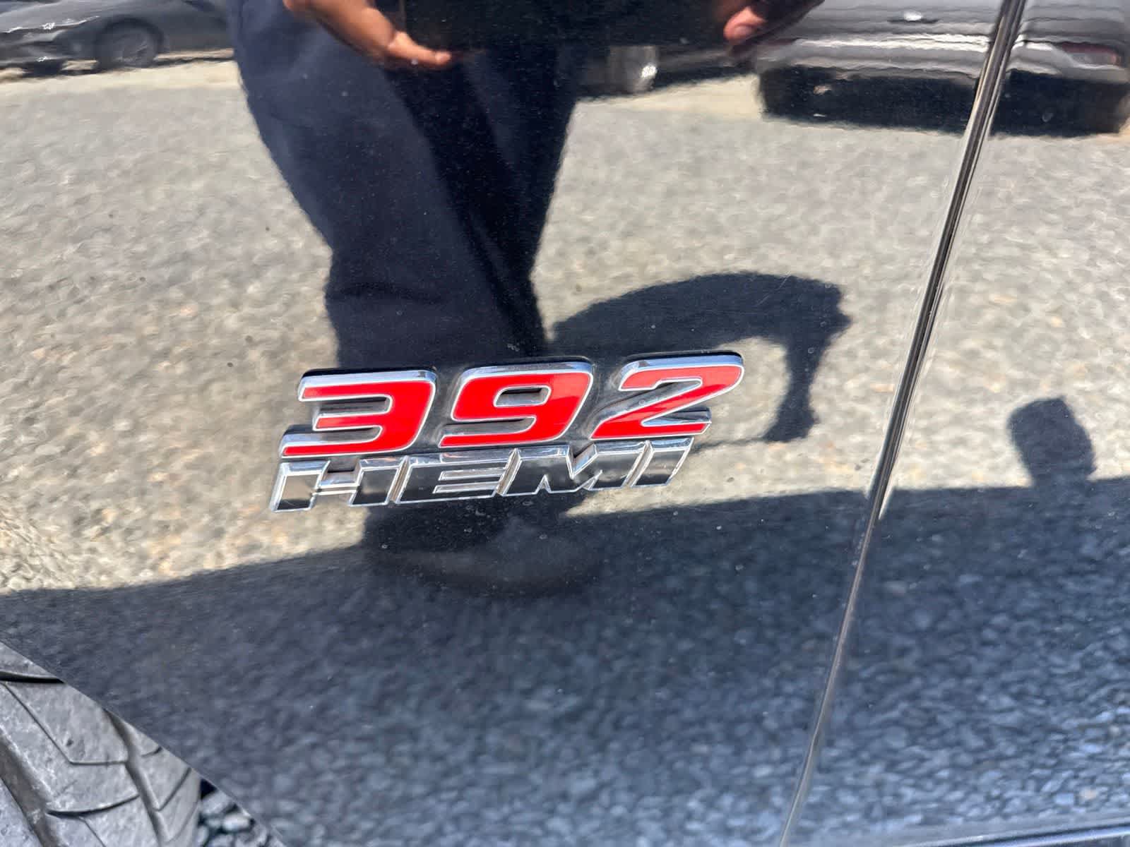 Used 2018 Dodge Charger SRT w/ Technology Group RWD image 10