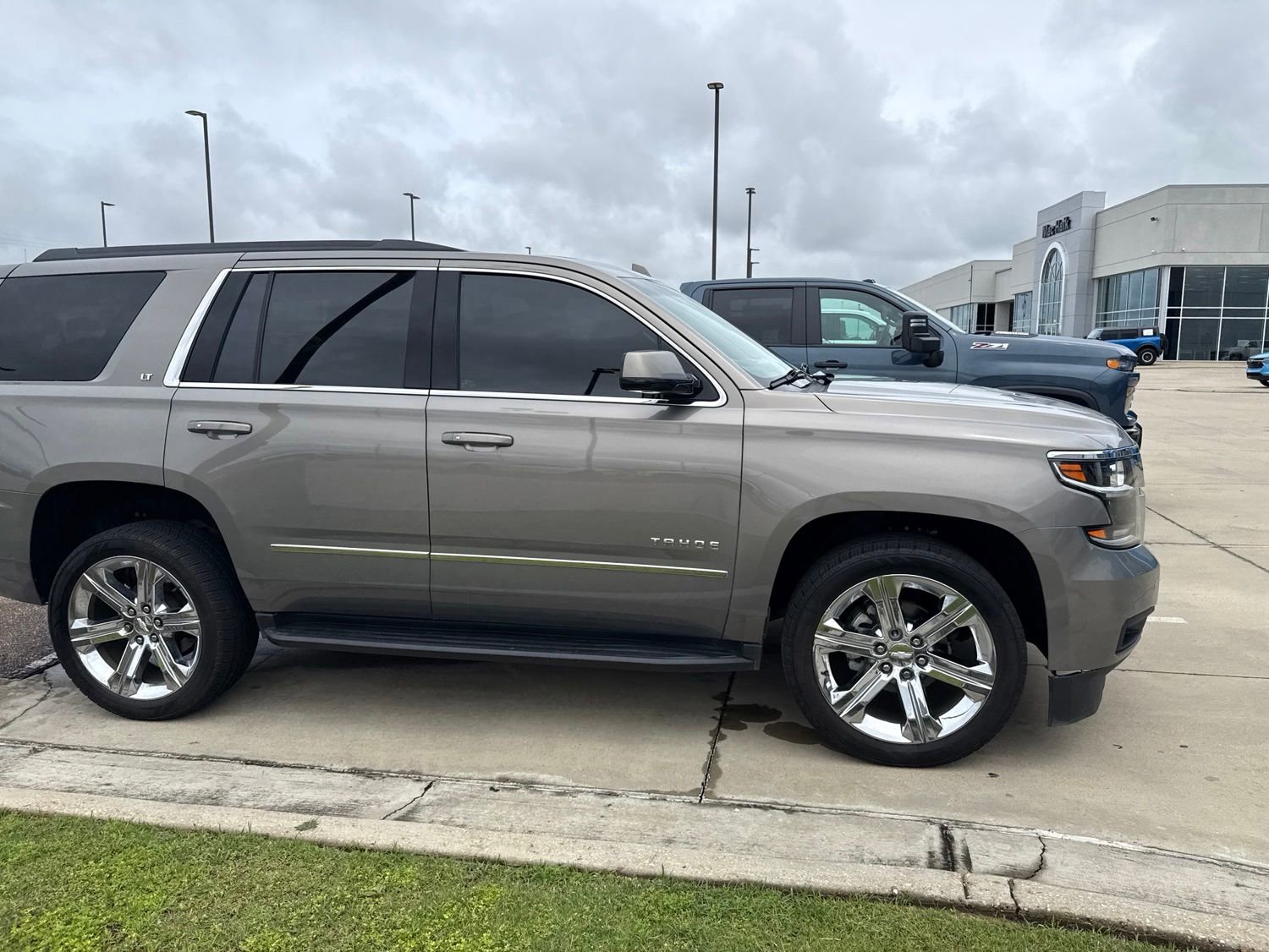 Used 2019 Chevrolet Tahoe LT RWD image 5