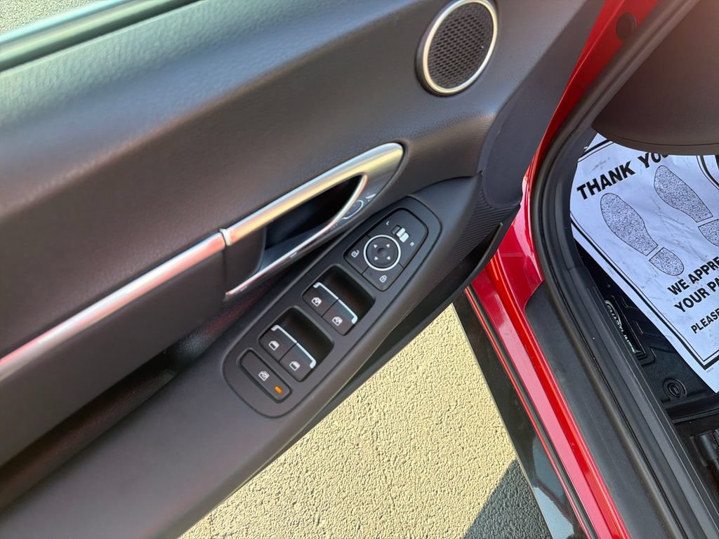 Used 2020 Hyundai Sonata SEL w/ Convenience + Sunroof Package FWD image 12
