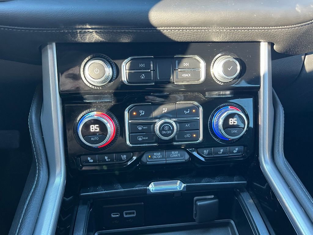 Used 2022 GMC Yukon Denali image 36