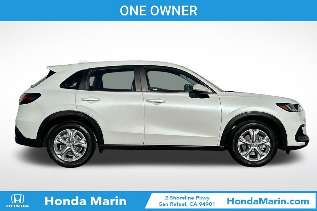 Certified 2025 Honda HR-V LX image 5