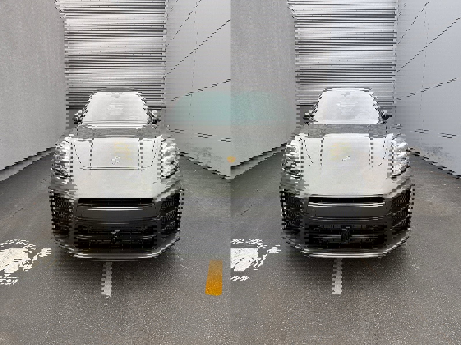 New 2026 Porsche Panamera 4 image 4