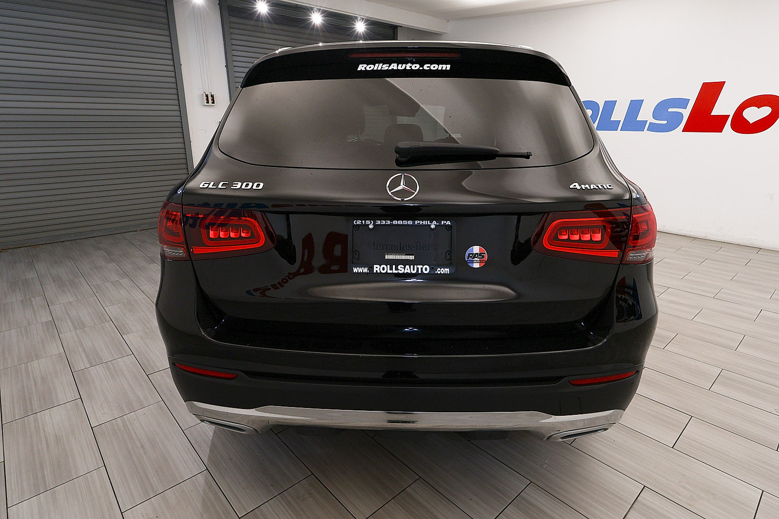 Used 2021 Mercedes-Benz GLC 300 4MATIC image 4