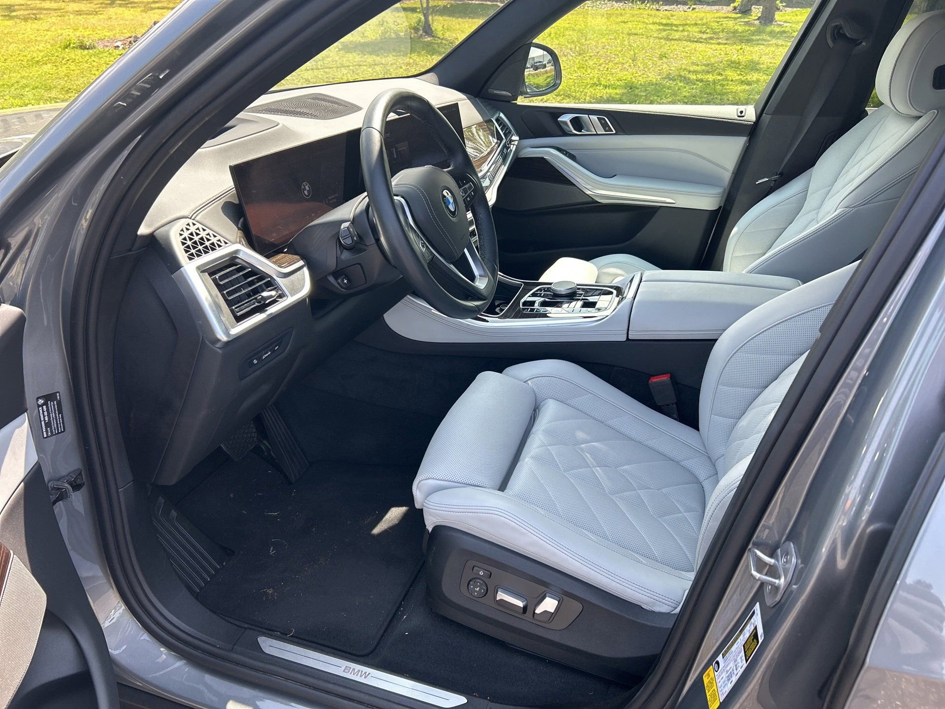 Certified 2024 BMW X5 sDrive40i w/ Premium Package image 7