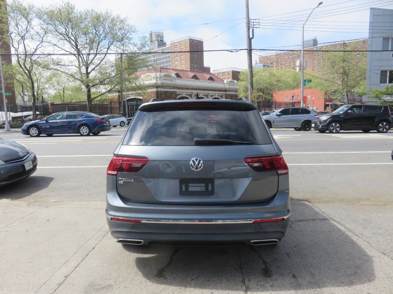 Used 2020 Volkswagen Tiguan S FWD image 8