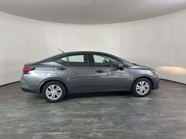 Used 2024 Nissan Versa S image 4