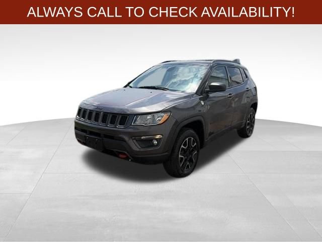 Used 2019 Jeep Compass Trailhawk AWD/4WD image 3