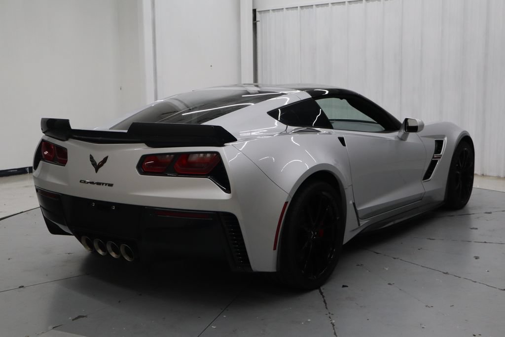 Used 2019 Chevrolet Corvette Grand Sport w/ Carbon Flash Badge Package RWD image 3