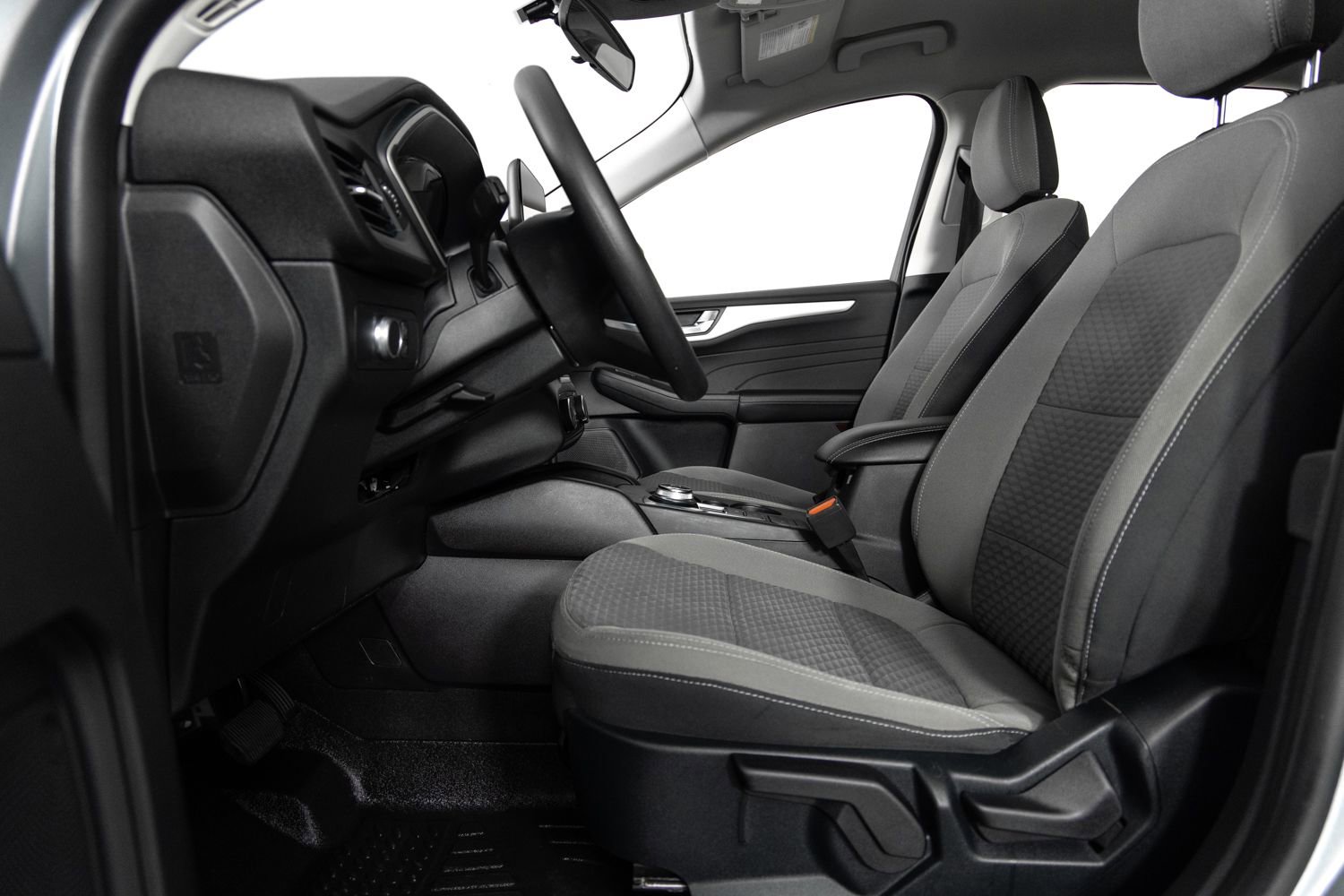 Used 2021 Ford Escape SE image 15