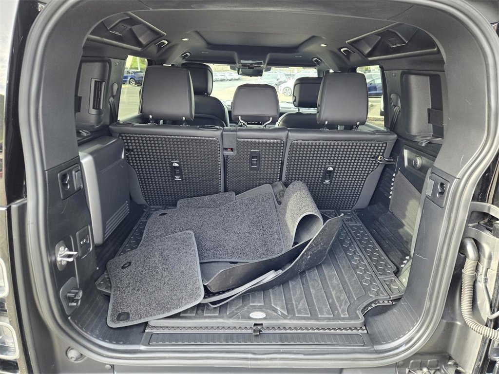 Certified 2024 Land Rover Defender 110 V8 image 27