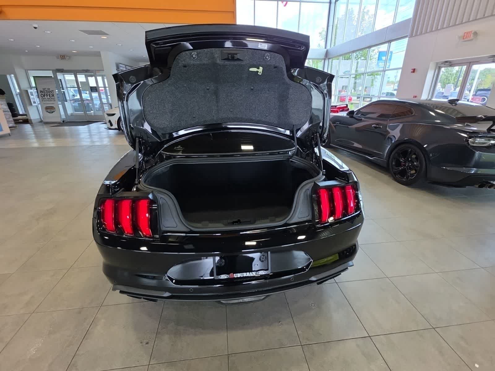 Used 2020 Ford Mustang Bullitt RWD image 12