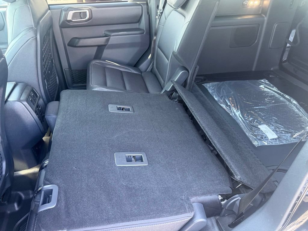 New 2026 Ford Bronco Badlands AWD/4WD image 38