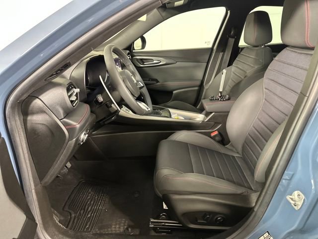 Used 2024 Dodge Hornet R/T w/ R/T Blacktop Package image 11