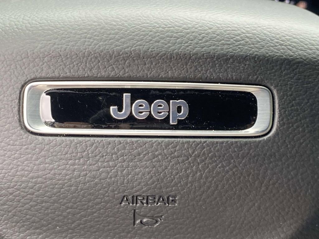 New 2026 Jeep Grand Cherokee Limited w/ Limited Altitude Package RWD image 30