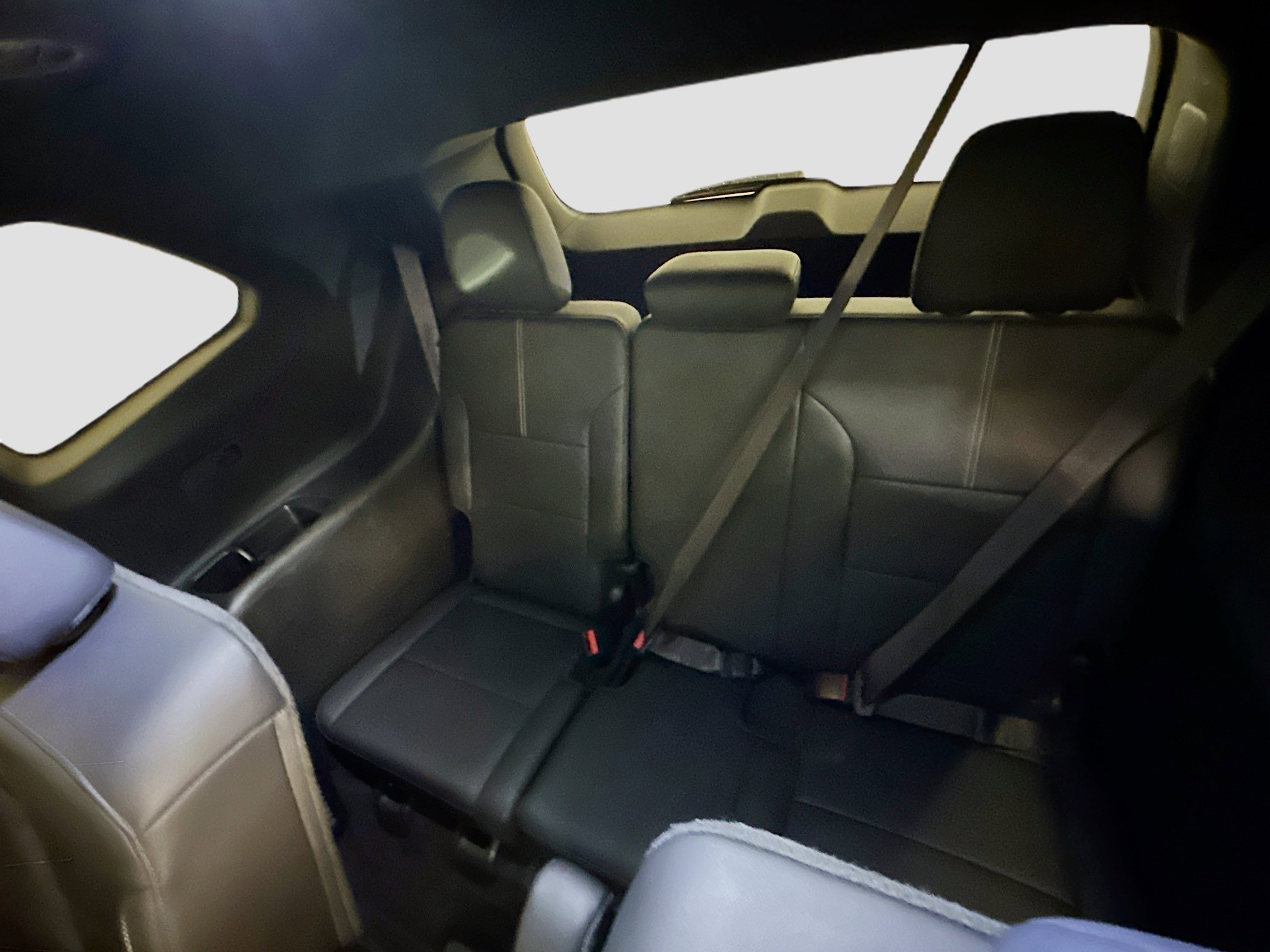 Used 2024 GMC Acadia Elevation image 30