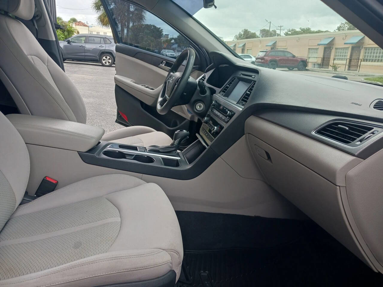 Used 2016 Hyundai Sonata SE FWD image 19