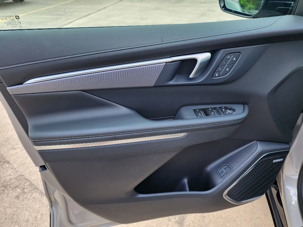 New 2026 Buick Enclave Sport Touring w/ Power Package FWD image 14