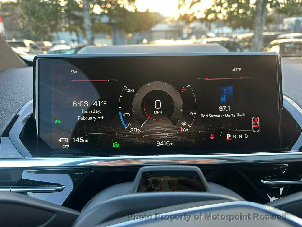 Used 2024 GMC Sierra EV Denali image 13