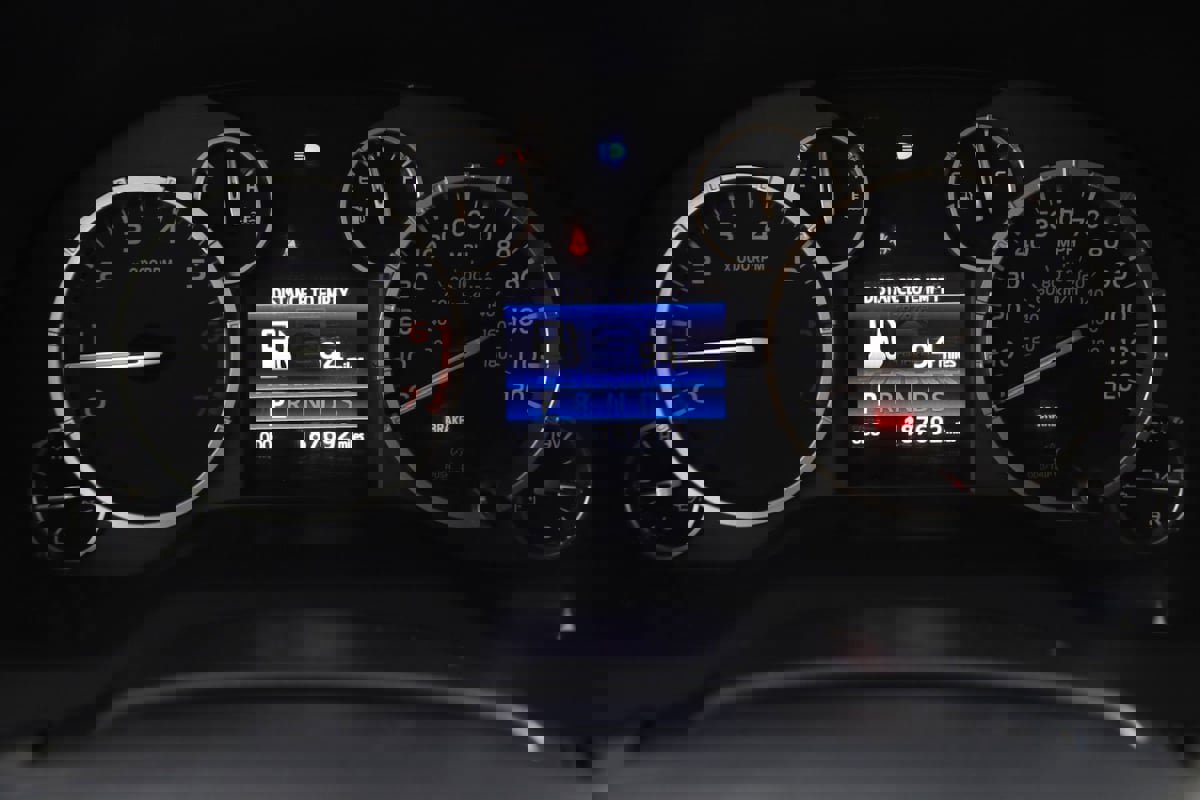 Used 2014 Toyota Tundra Limited w/ Limited Premium Package image 16