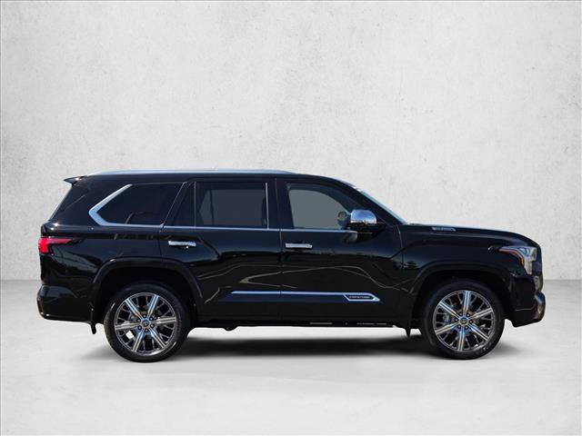 Used 2023 Toyota Sequoia Capstone image 4