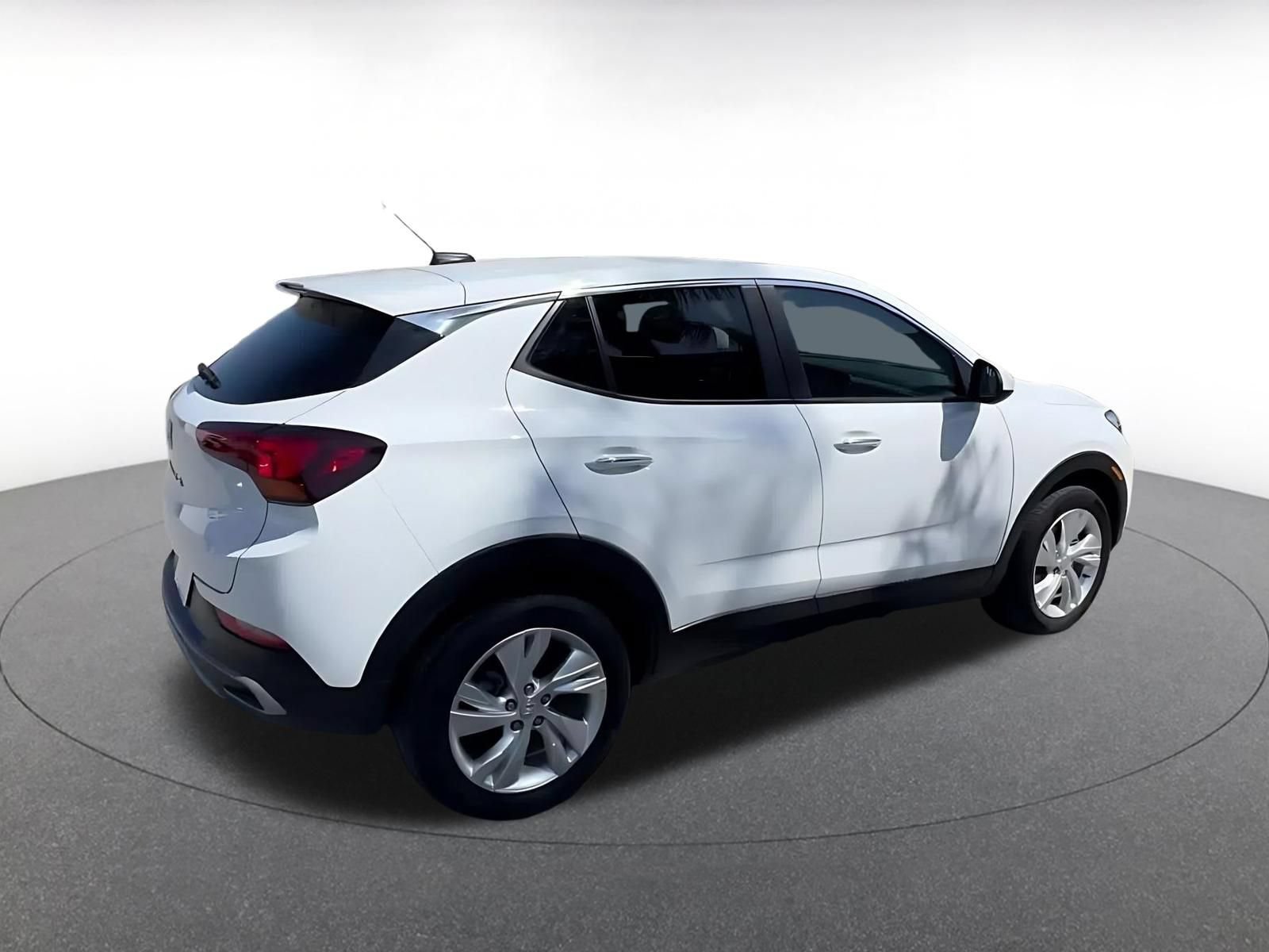 Used 2025 Buick Encore GX Preferred AWD/4WD image 15