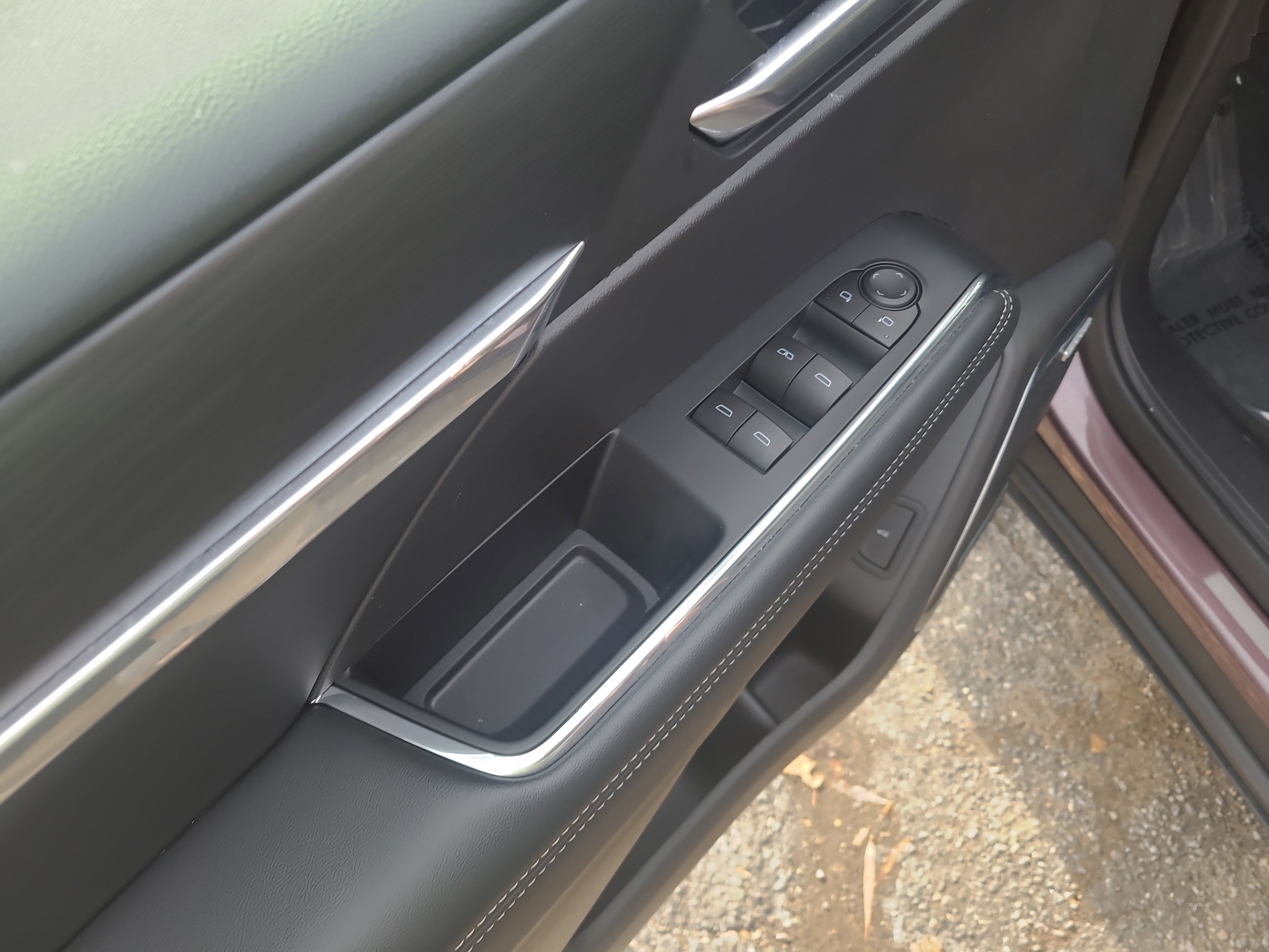 Used 2025 GMC Acadia Elevation w/ LPO, All-Weather Package image 14