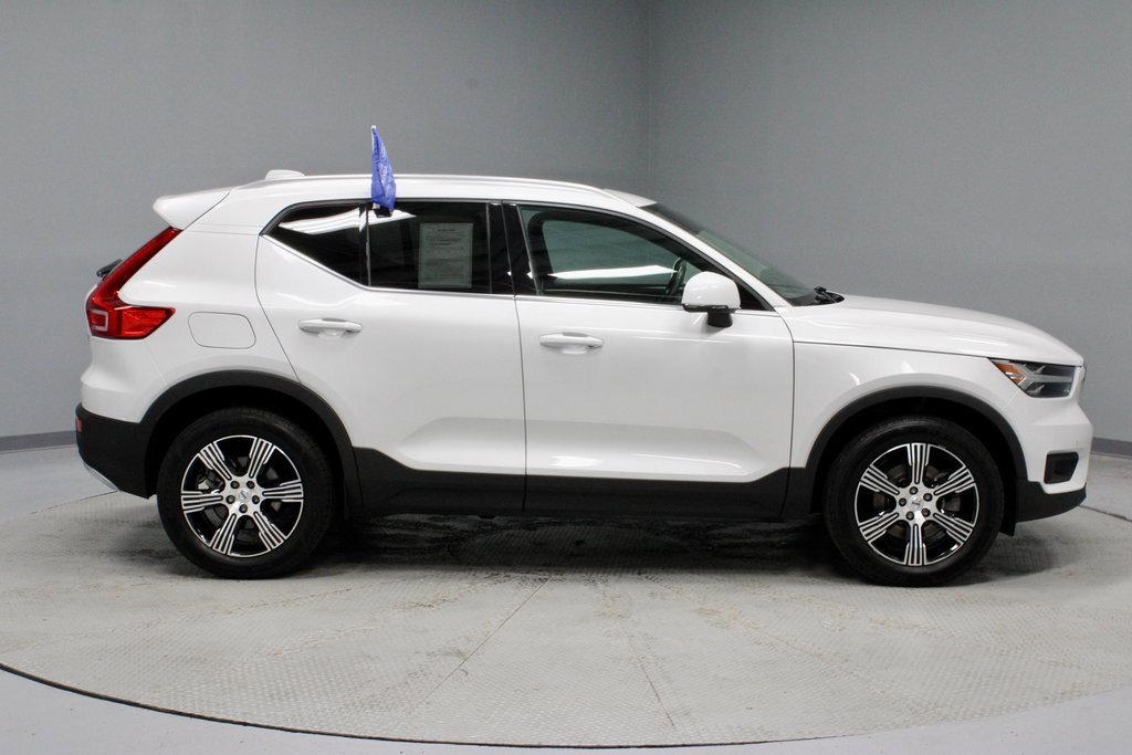 Used 2022 Volvo XC40 T5 Inscription image 7