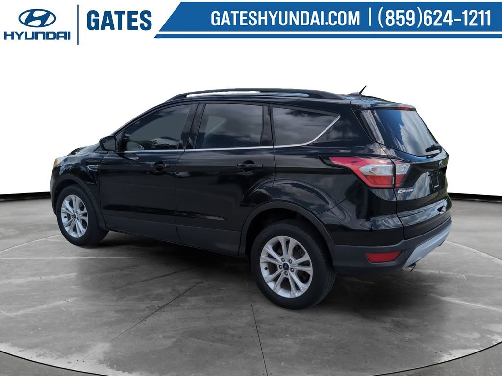 Used 2018 Ford Escape SE FWD image 7