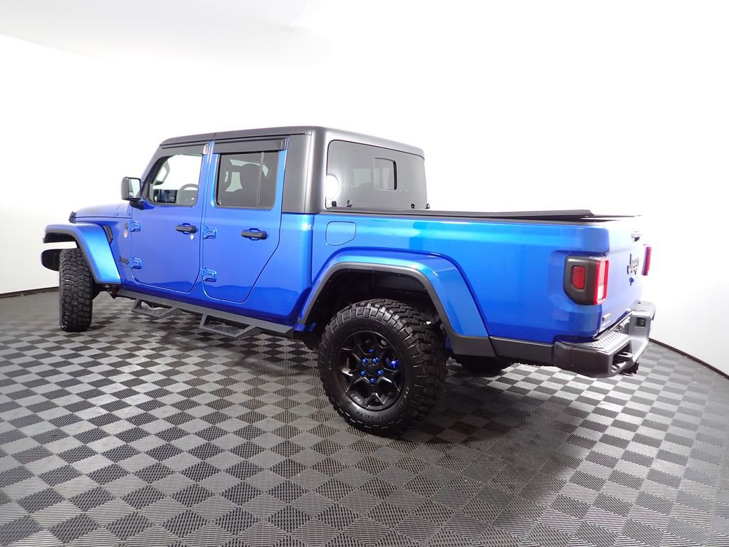Used 2023 Jeep Gladiator Willys image 12