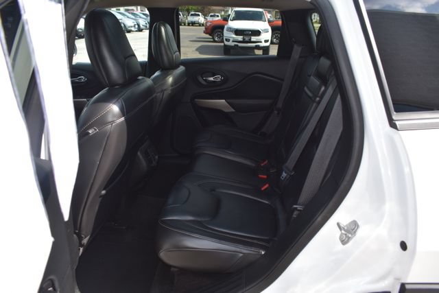 Used 2017 Jeep Cherokee Limited AWD/4WD image 40