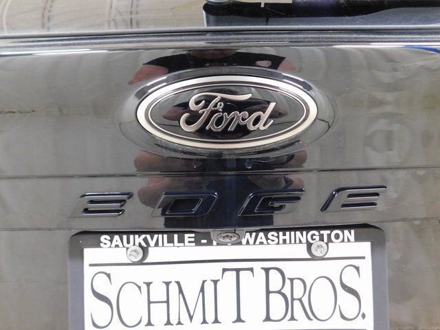 Used 2024 Ford Edge SE w/ Black Appearance Package image 12