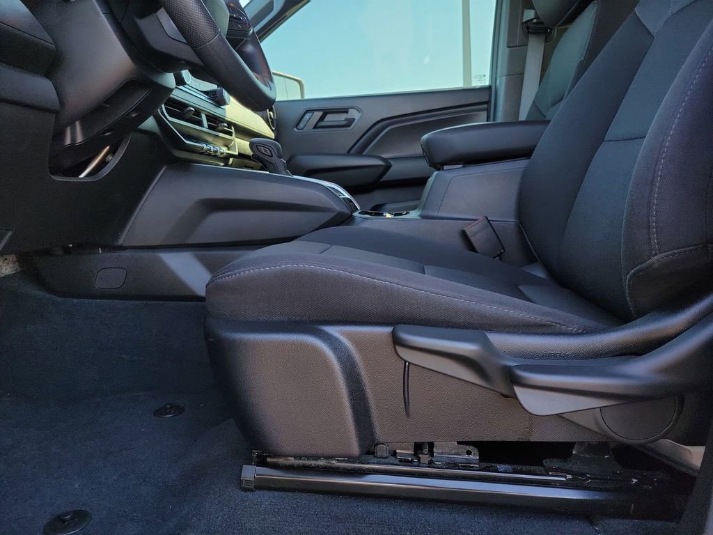 Used 2024 Chevrolet Colorado W/T w/ Safety Package image 19