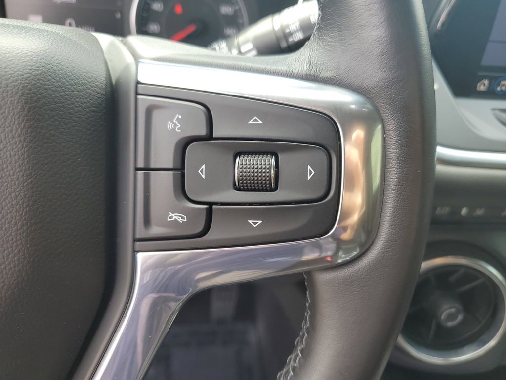 Used 2019 Chevrolet Blazer LT w/ Sound & Technology Package FWD image 31