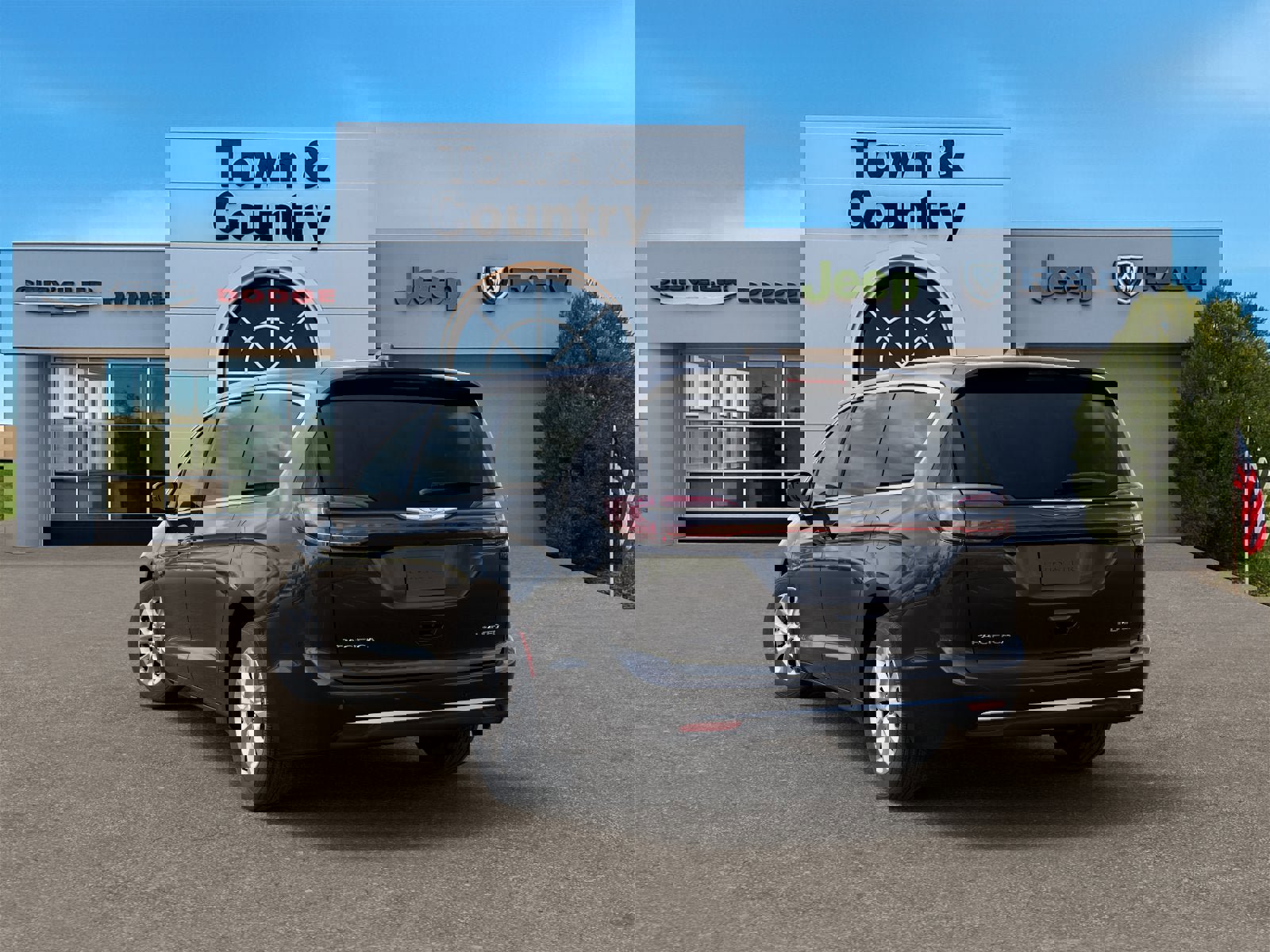 New 2026 Chrysler Pacifica Limited image 3