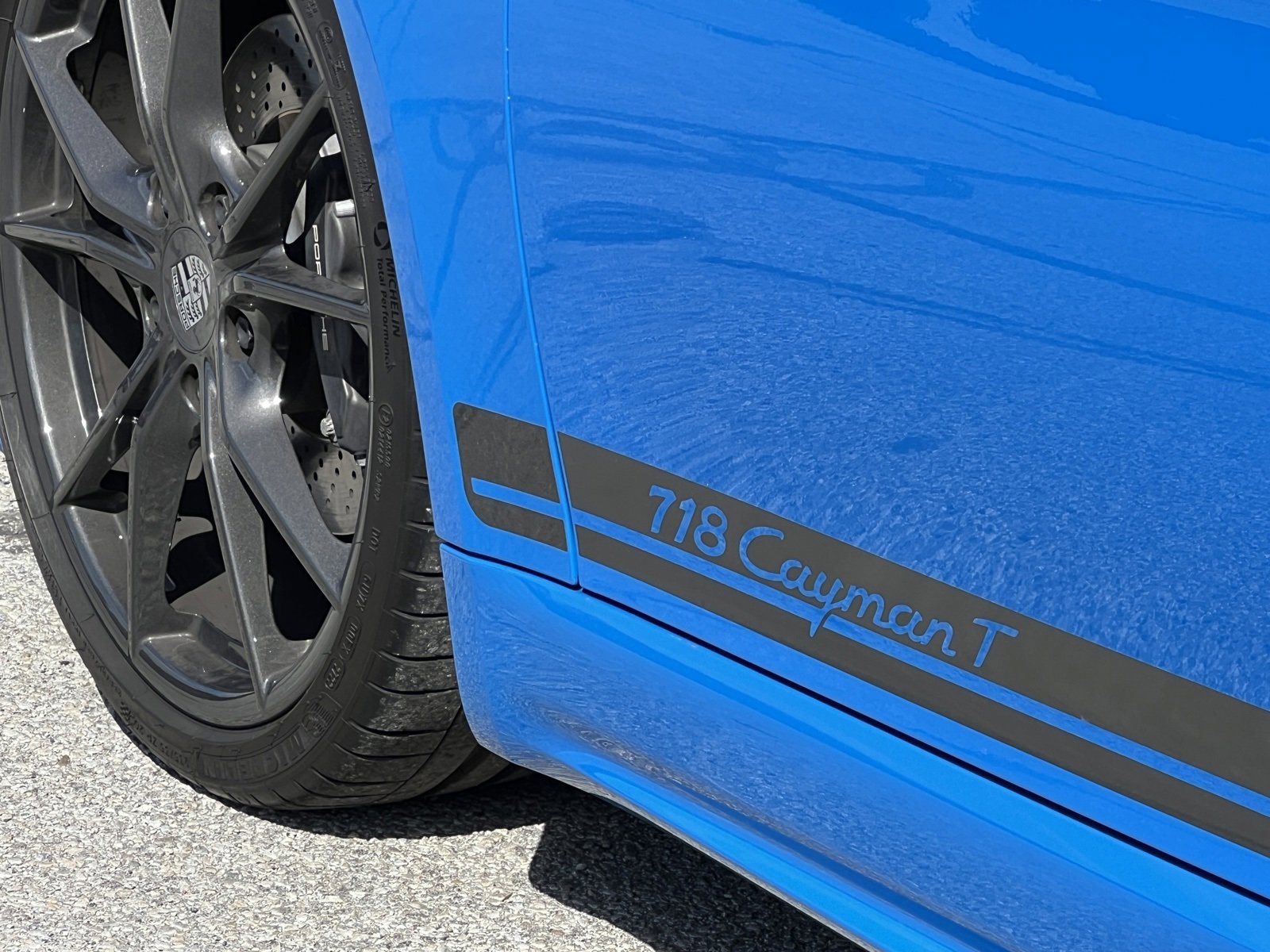 Certified 2023 Porsche 718 Cayman T image 12