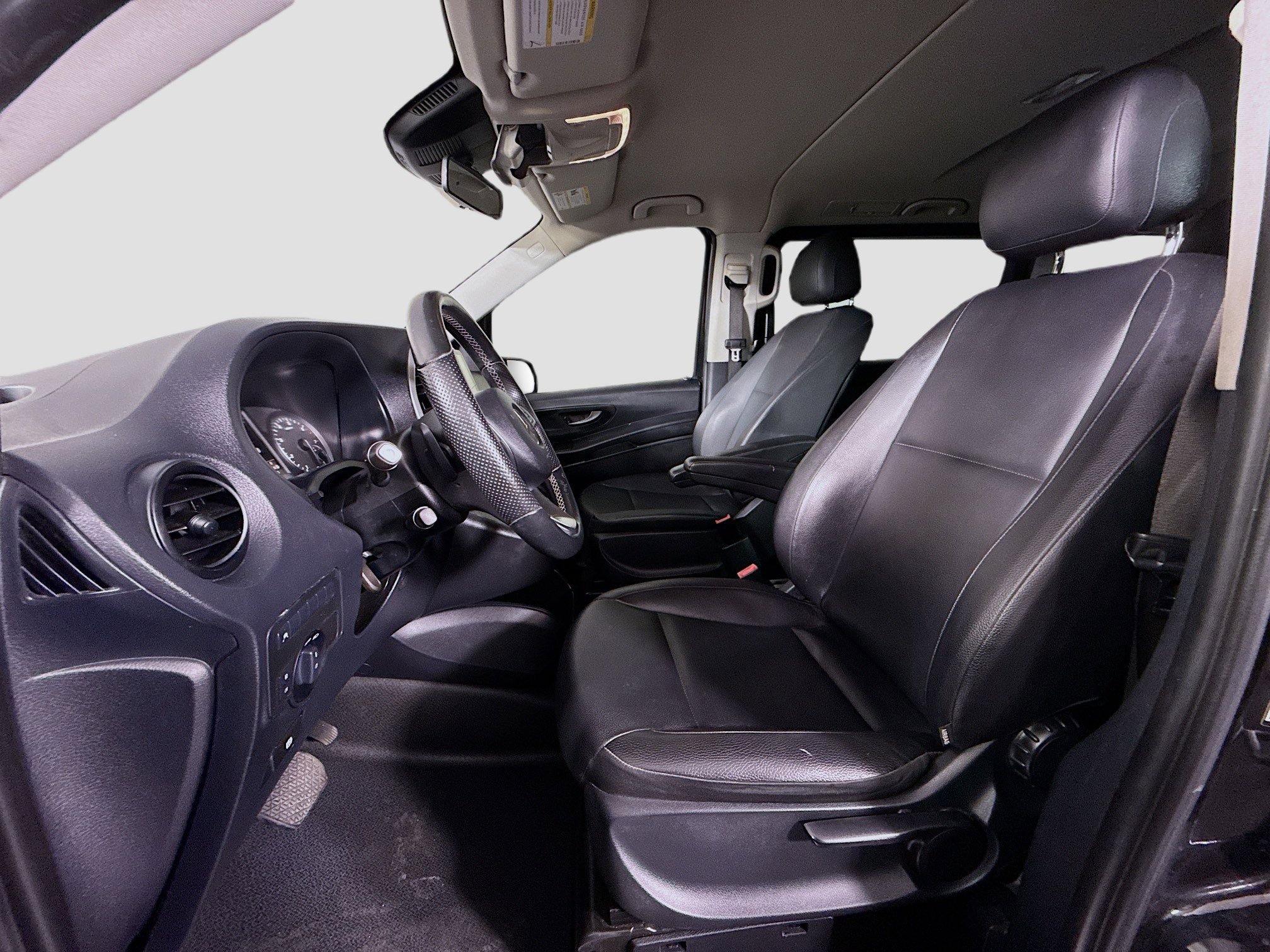 Used 2020 Mercedes-Benz Metris Passenger w/ Premium Safety Package image 21