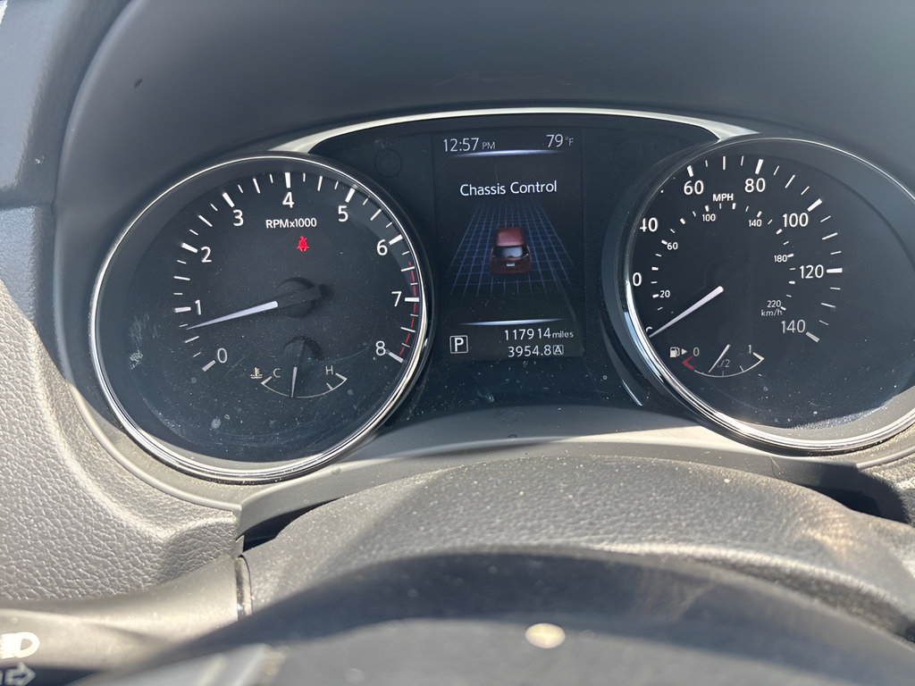 Used 2015 Nissan Rogue SV FWD image 10