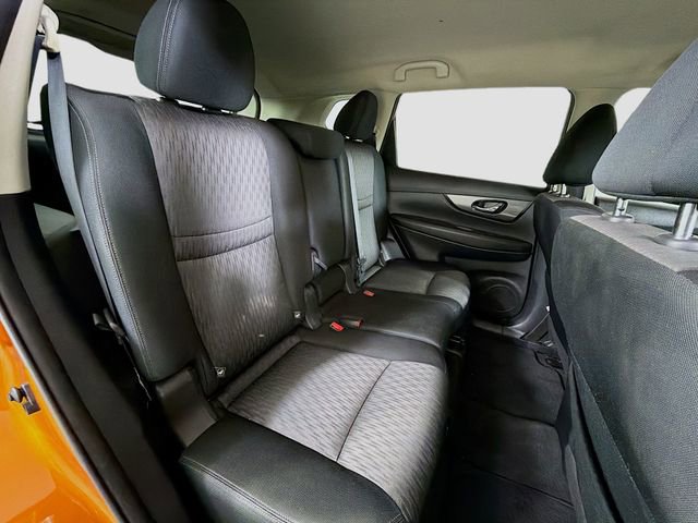 Used 2020 Nissan Rogue SV FWD image 26